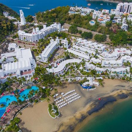 Las Hadas By Brisas Manzanillo Exteriör bild Aerial view of Puerto Vallarta