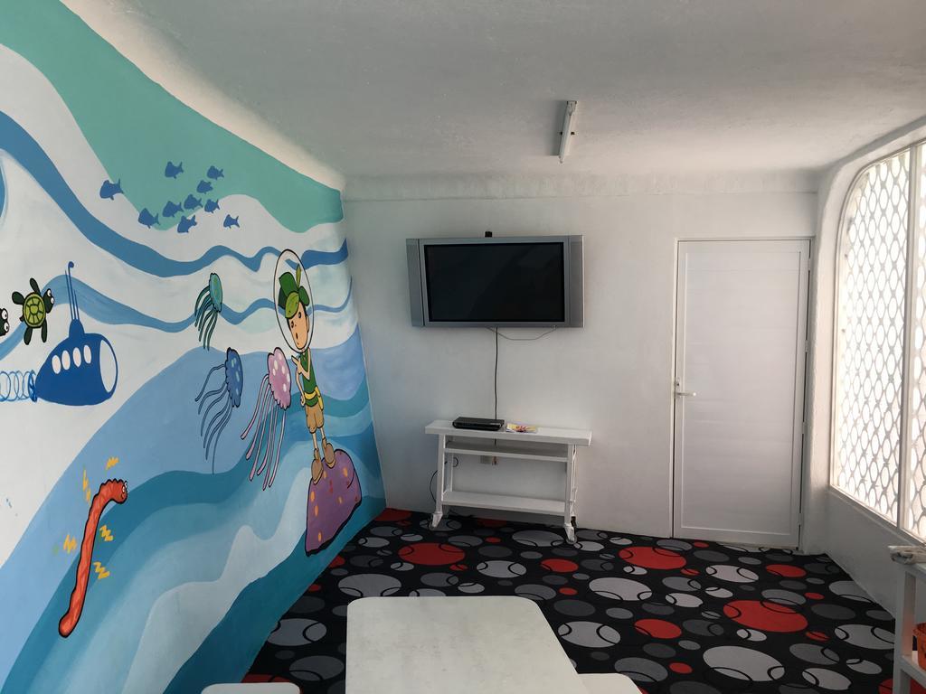 Las Hadas By Brisas Manzanillo Exteriör bild The waiting room at the hospital